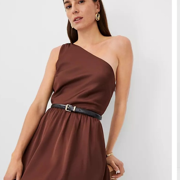 One-Shoulder Flare Midi Dress - Picture 5 of 7